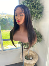 Load image into Gallery viewer, Straight 4x4 Closure Wig

